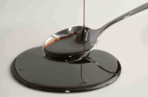 BIO-Zuckerrohrmelasse – Natürliche Nährstoffquelle für Bodenmikroben und Pflanzen